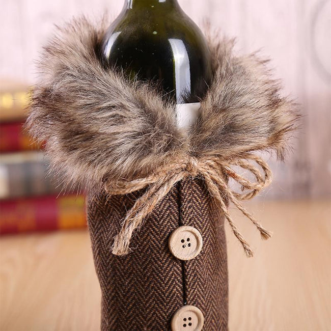 Cozy Christmas Wine Cover