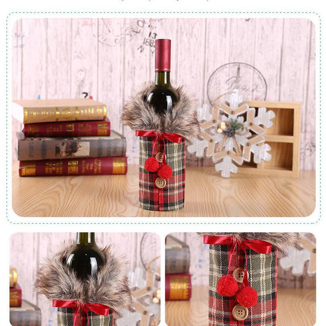 Cozy Christmas Wine Cover